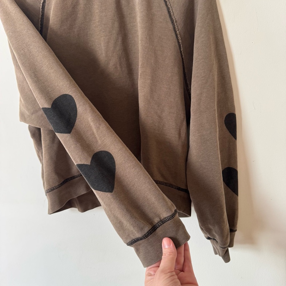 Saltwater Luxe Lounge Set Brown Heart Kevvy Sweatshirt and Elara Pants S / M - Picture 8 of 13